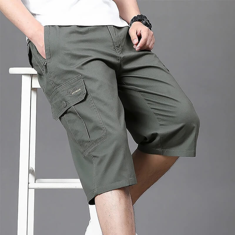 Cargo-Shorts mit mehreren Taschen