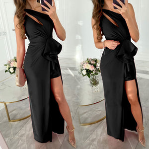 Modisches einfarbiges One-Shoulder-Kleid